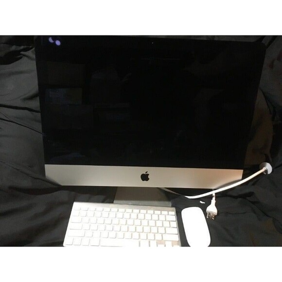 Apple 21.5 Inch All-In-One Imac Computer - Picture 5 of 9